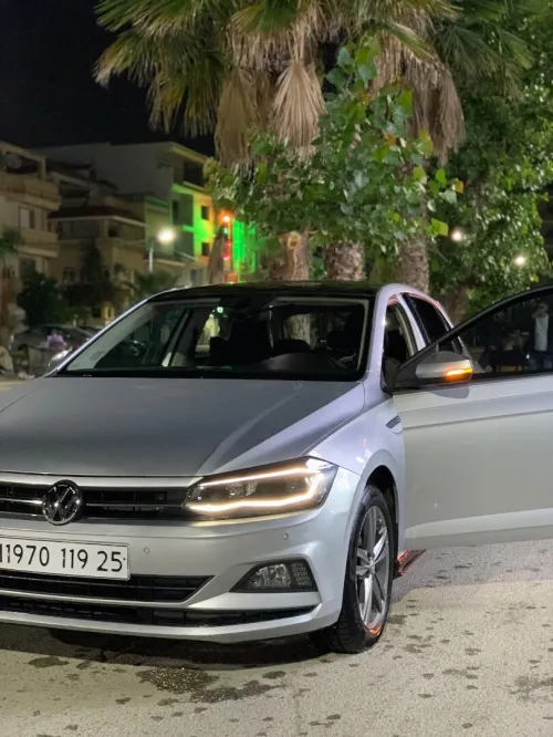 Volkswagen Polo la carat plus 2019 La carat