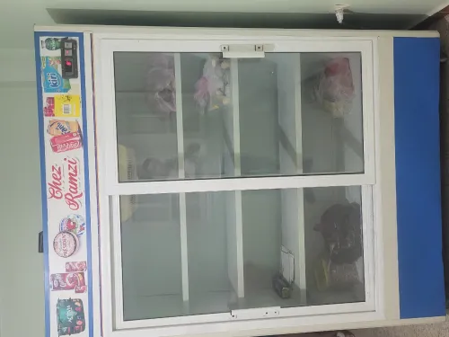 Frigidaire ثلاجة عرض 