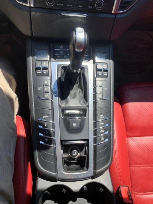 Porsche Macan 2018 Turbo