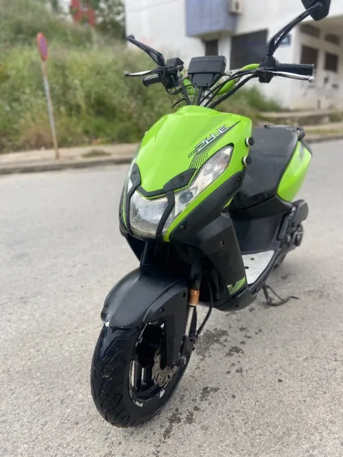 Peugeot Street zone la 50 cc 2016