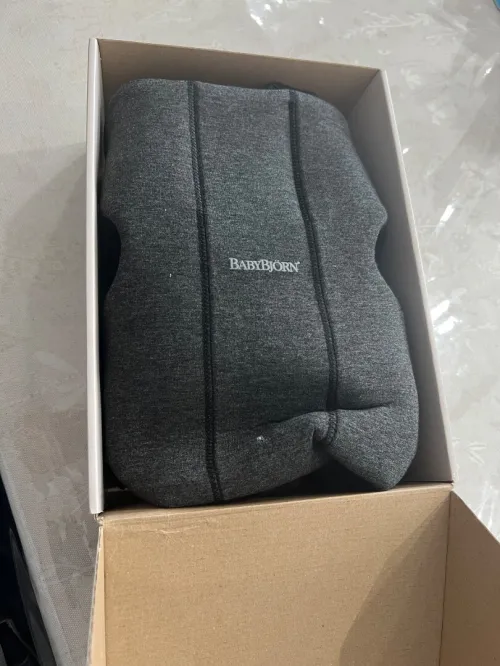Porte bébé (baby carrier) Babybjorn