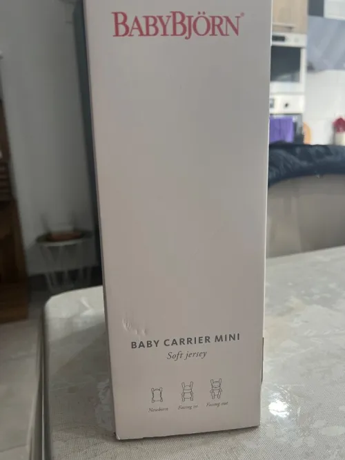 Porte bébé (baby carrier) Babybjorn