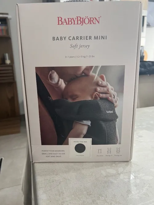 Porte bébé (baby carrier) Babybjorn