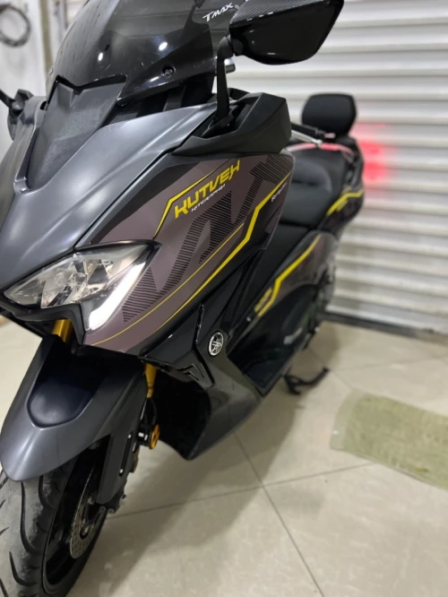 Yamaha Tmax 2017