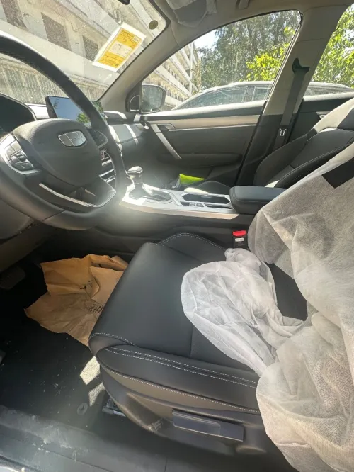 Geely Coolray 2025 