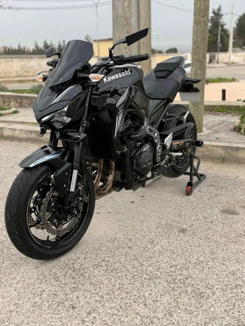 Kawazaki Z 900 