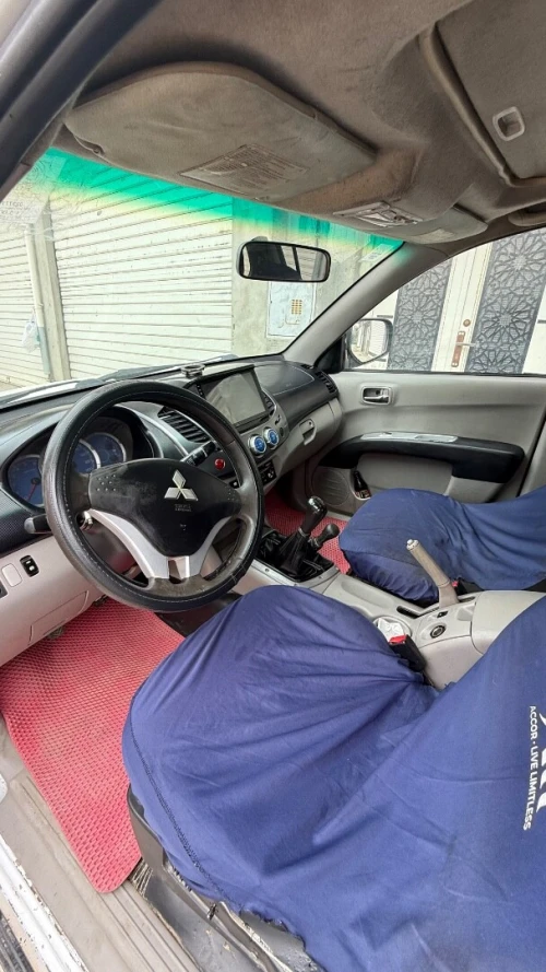 Mitsubishi L200 2009 L200