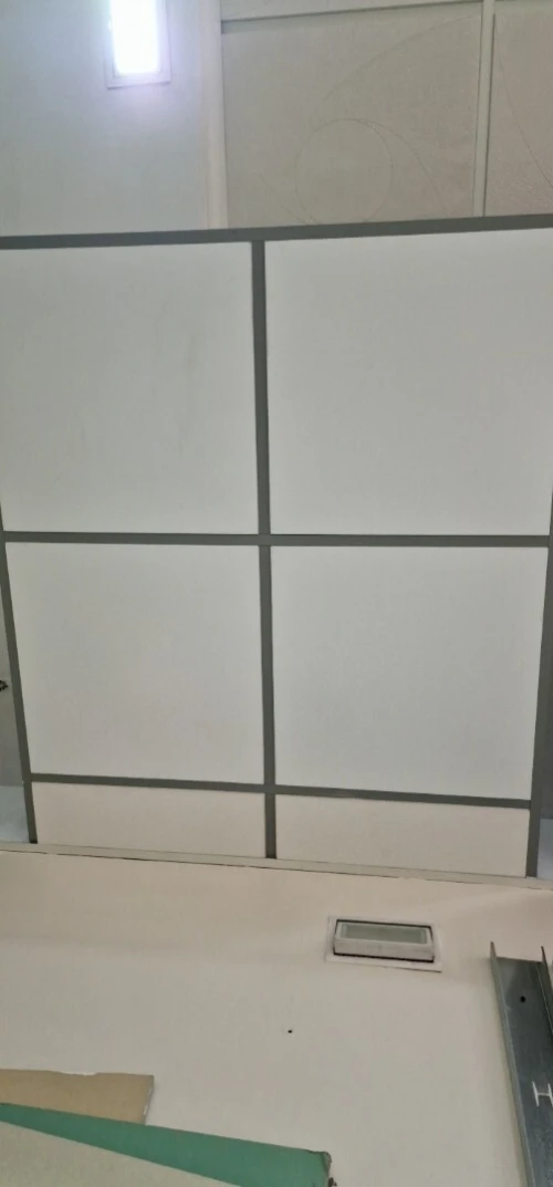 Faux plafond démontable