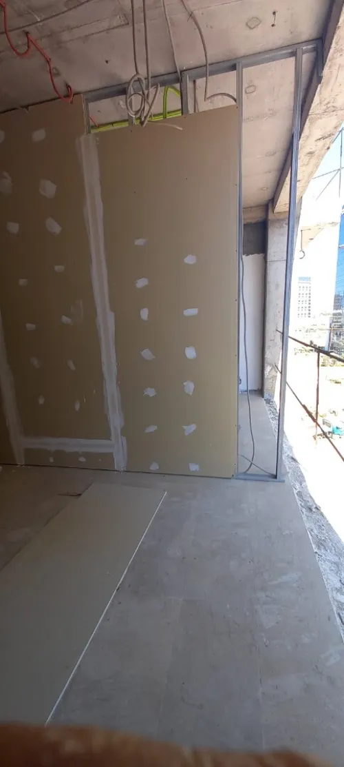 Habillage placoplâtre Mur et plafond avec isolation thermique et phonique