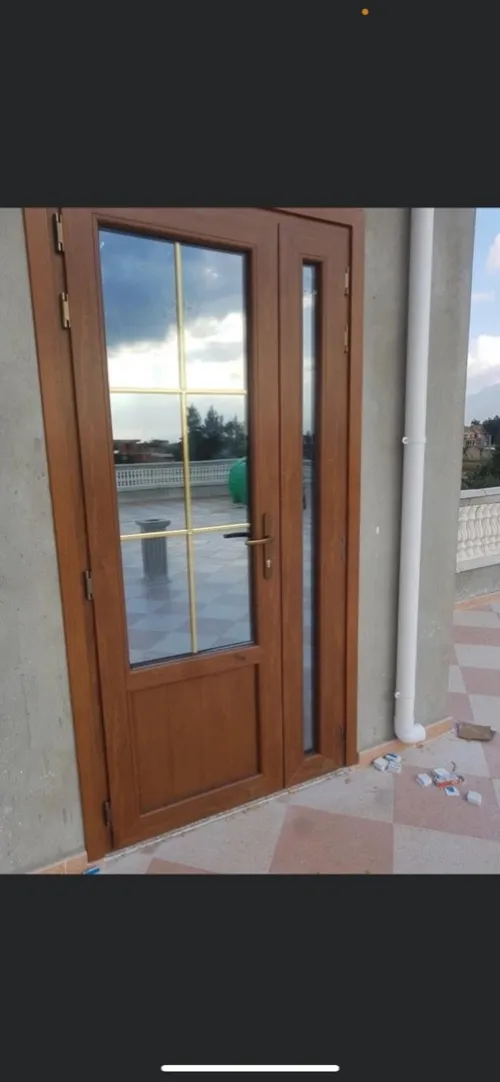 Fenêtre en pvc et aluminium 