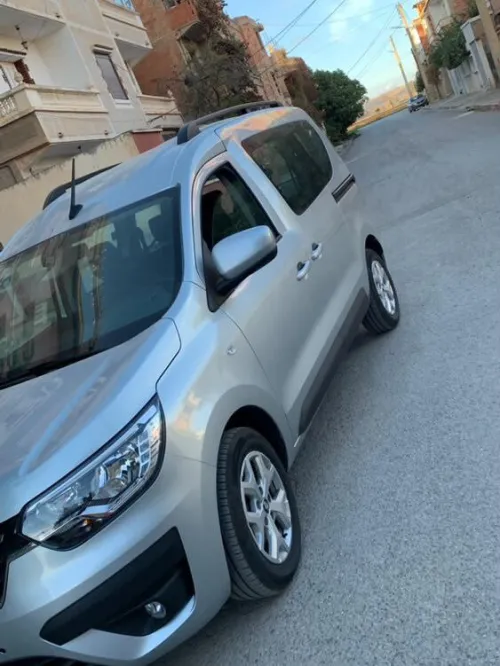 Renault New express 2023 