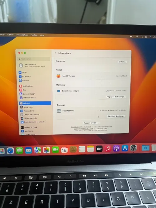 MacBook Pro Touch Bar 2019