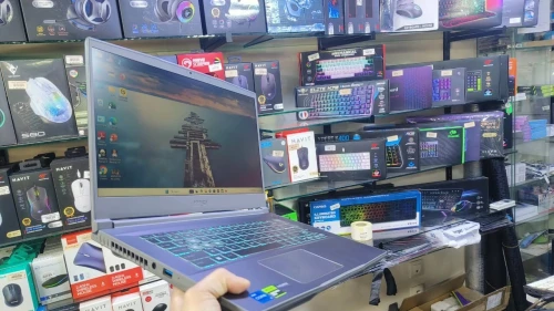 MSI 15 B13