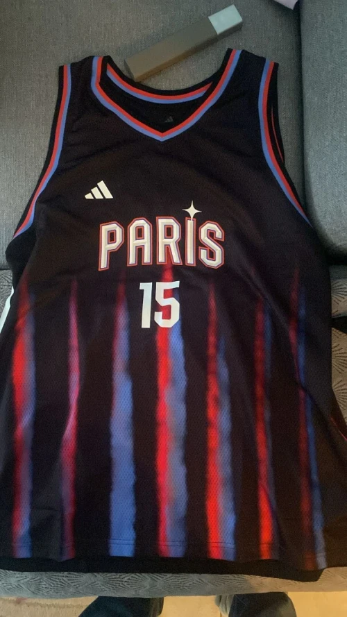 Vêtements de basket ball