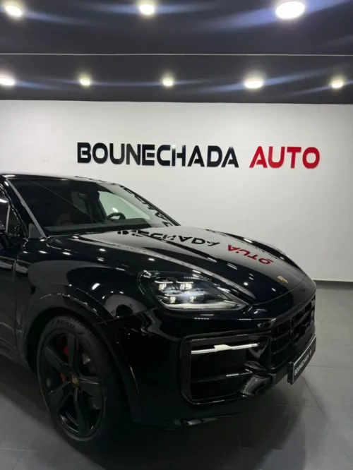 Porsche CAYENNE V8 2026 GTS BLACK