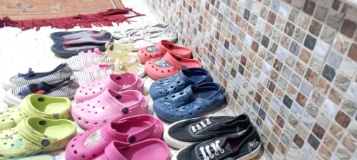 100 kilos de chaussures à vendre