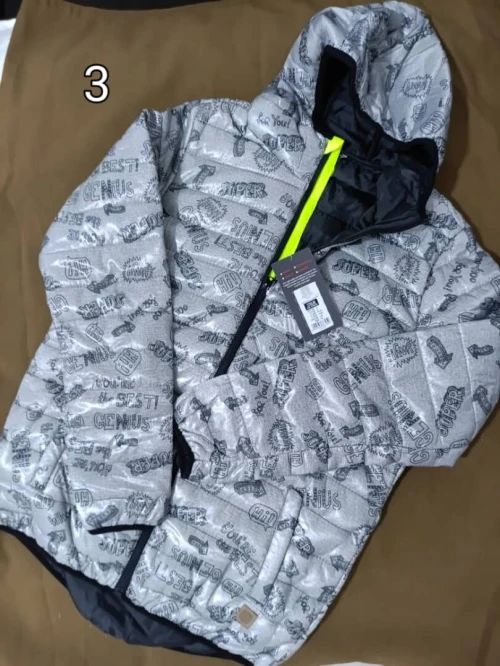 Vente lot de vêtements pour enfants بيع لو ملابس اطفال جملة 