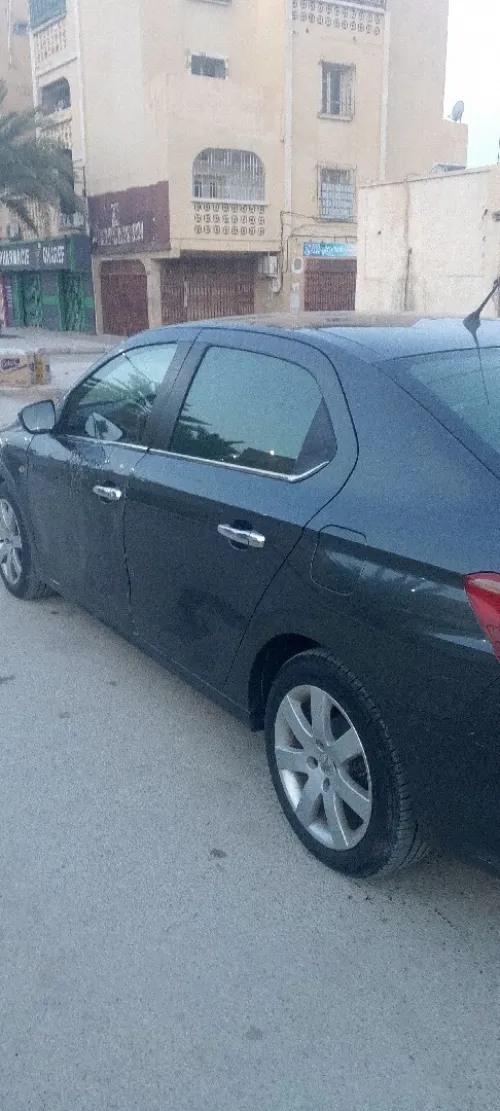Peugeot 301 2014 301