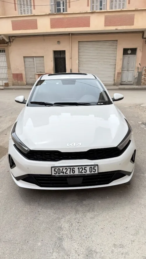 Kia K3 2025 Luxury