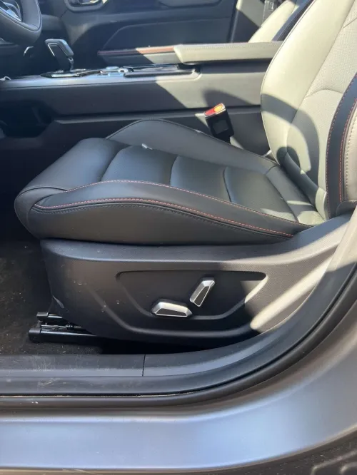 Geely Coboy 2025 