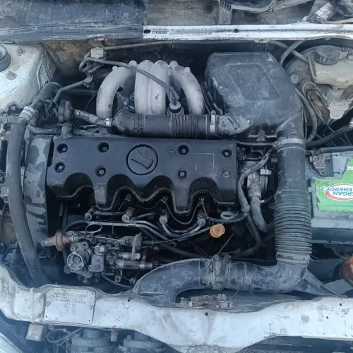 Peugeot 106 1998 Color line