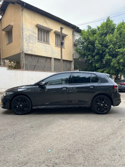 Volkswagen Golf 8 2025 R-Line