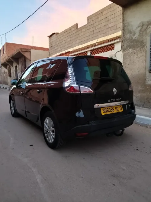 Renault Scenic 2012 Boss