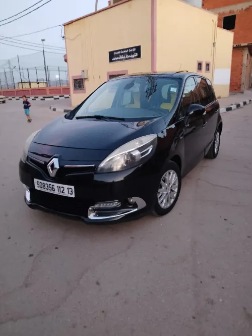 Renault Scenic 2012 Boss