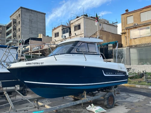 Jeanneau merry fisher 595 avec moteur SUZUKI 90ch 2012 et romorque