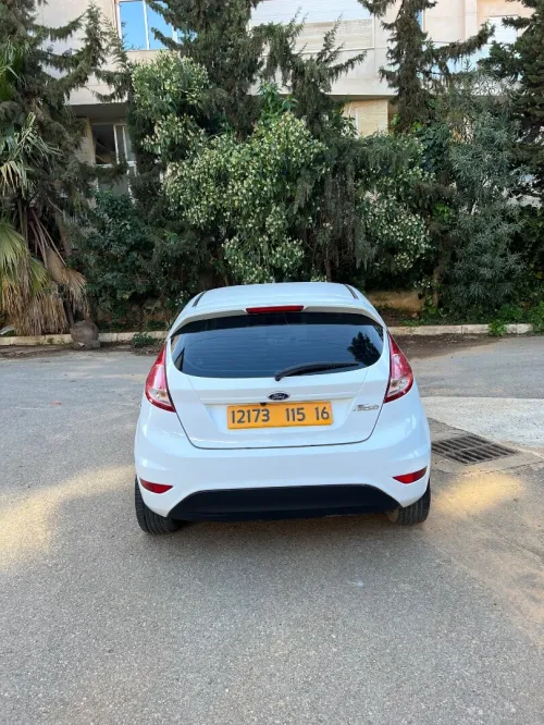 Ford Fiesta 2015 Trend Look