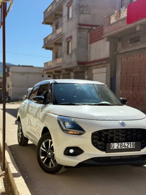 Suzuki Swift 2025 Monte-Carlo