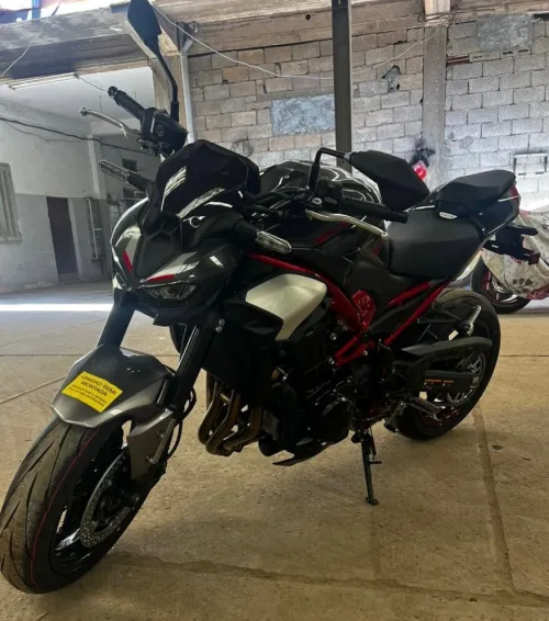 Kawasaki Z900 2025