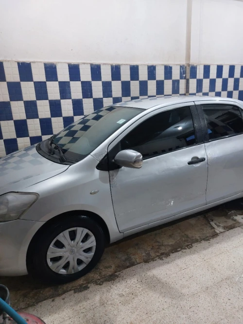Toyota Yaris Sedan 2009 Yaris Sedan