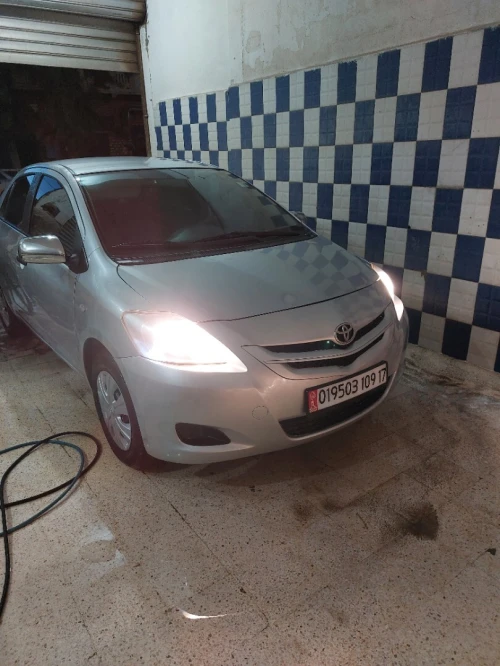Toyota Yaris Sedan 2009 Yaris Sedan