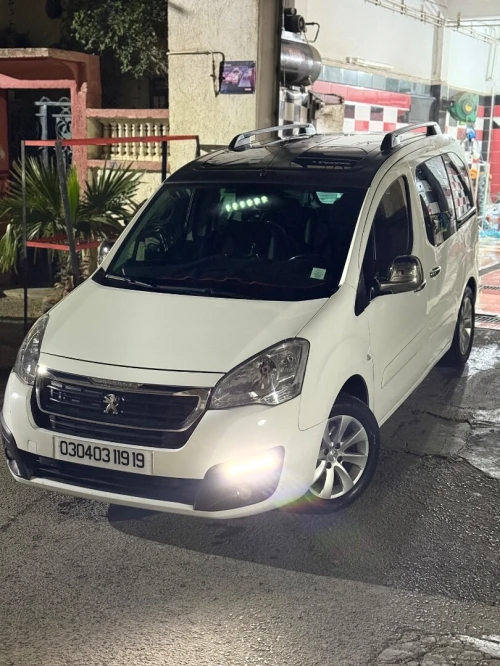 Peugeot Partner 2019 Tepee Allure 