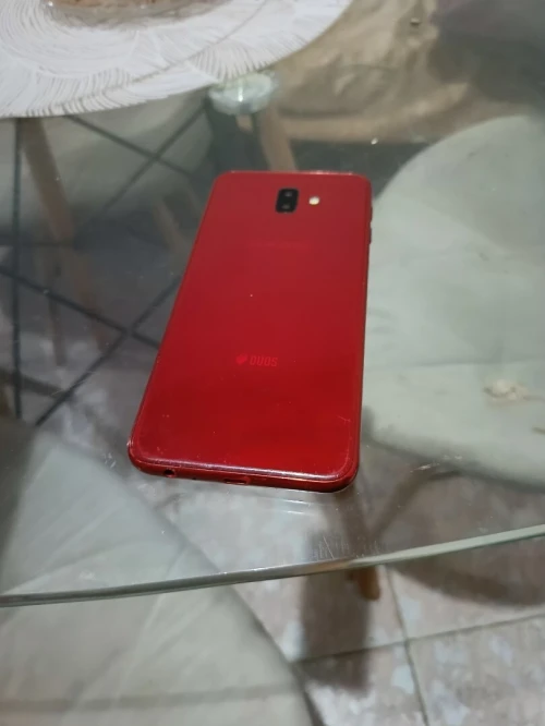 Samsung J6+