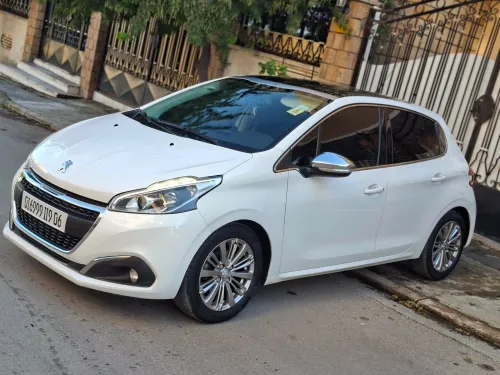 Peugeot 208 2019 Access Facelift