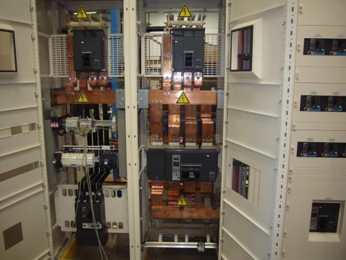 Armoire Électrique, Pompe, TGBT, Étude et Câblage des Armoires électriques.