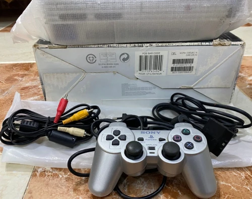 PlayStation 2 Satin Silver (SCPH-50004) - Collector Edition بلايستيشن 2