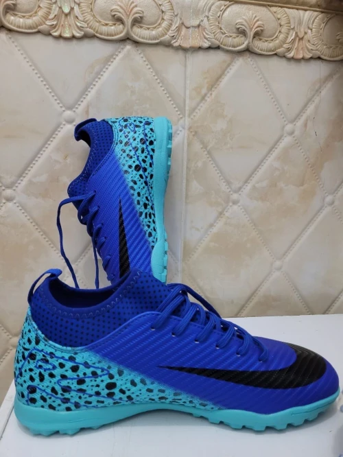 SOULIER TOUTERAIN NIKE p41 jdid