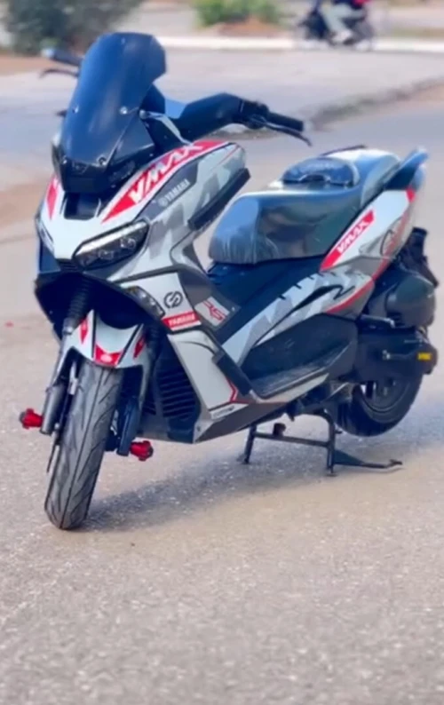 Vmax 200 دراجة نارية 2024