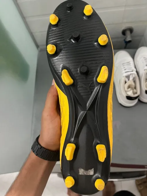Soulier puma future semi pro p47 uk 9.5/10