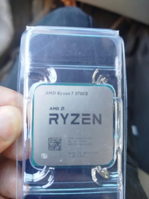 processeur AMD RYZEN 7 5700X 