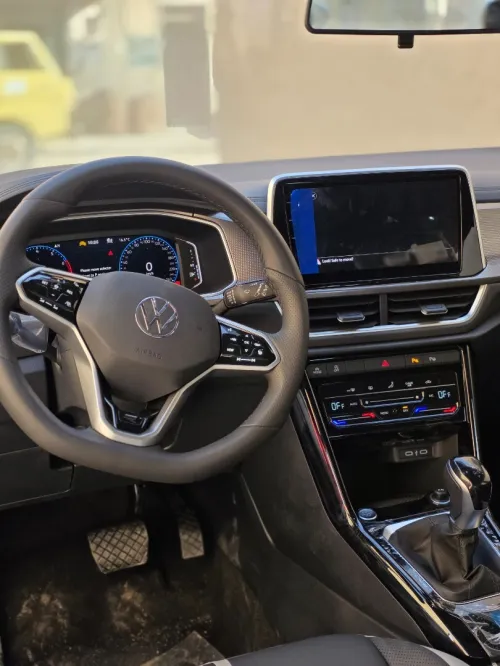 Volkswagen T-Roc 2025 Fiha la sono