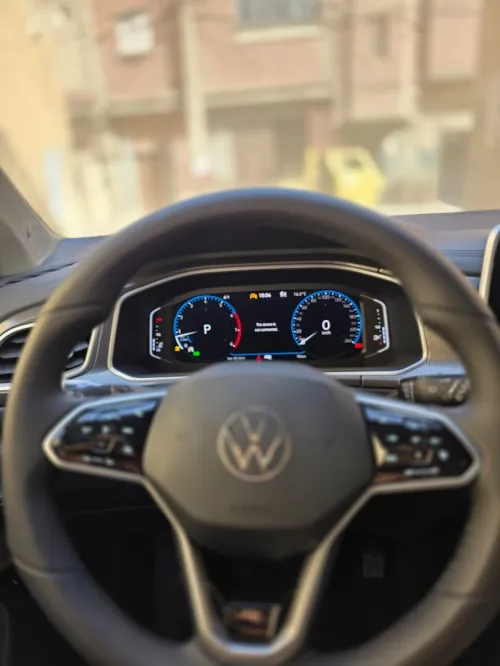 Volkswagen T-Roc 2025 Fiha la sono