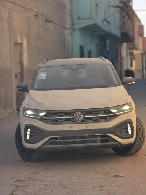Volkswagen T-Roc 2025 Fiha la sono