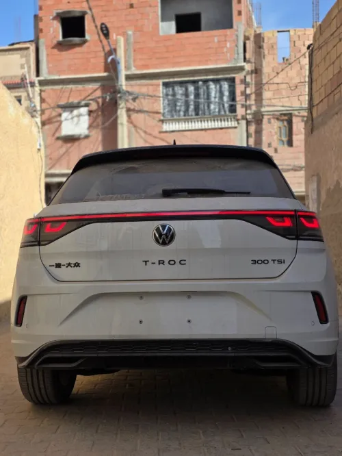 Volkswagen T-Roc 2025 Fiha la sono