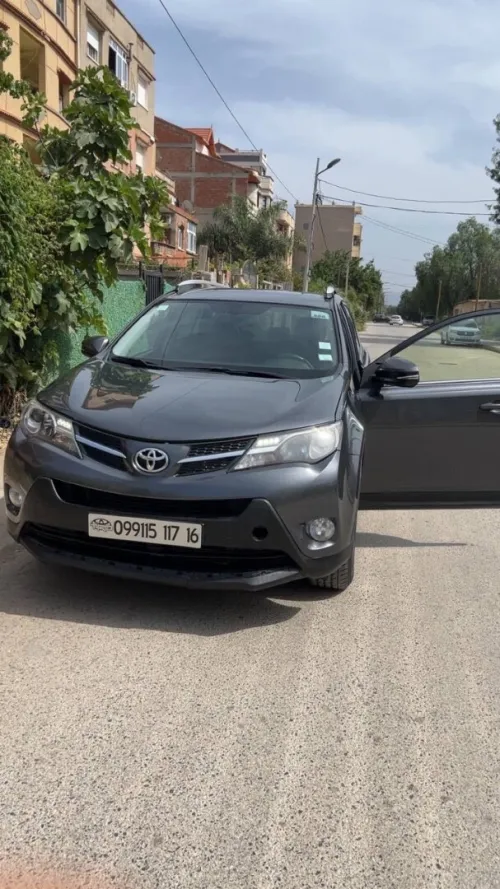 Toyota RAV4 2017 Premium