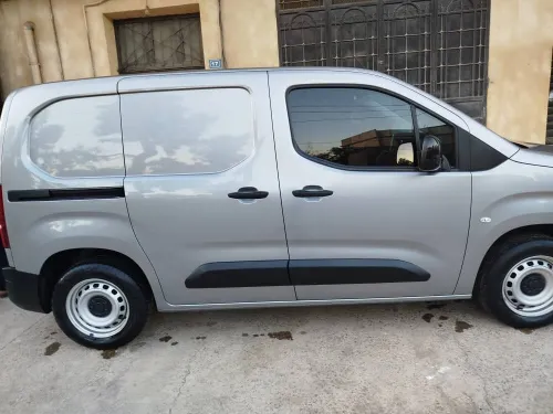 Fiat Doblo 2023 van
