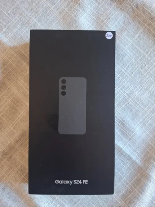 Samsung Samsung Galaxy S24 FE 128Go Neuf